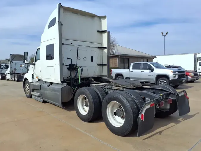 2020 NAVISTAR INTERNATIONAL LT625 SLPR CAB