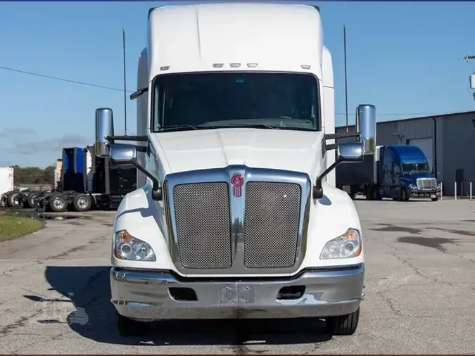 2018 KENWORTH T680