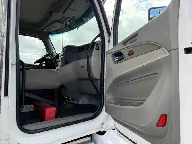 2019 Peterbilt 579