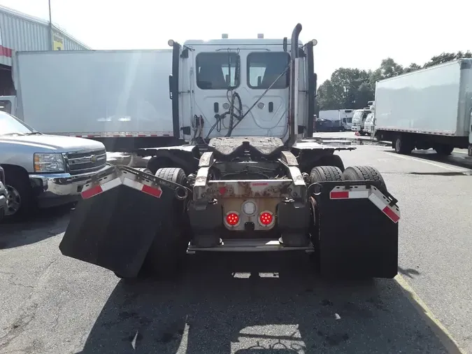 2020 FREIGHTLINER CASCADIA 125