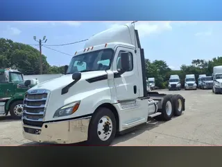 2020 FREIGHTLINER/MERCEDES NEW CASCADIA PX12664