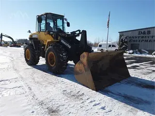 2011 KOMATSU WA200PZ-6