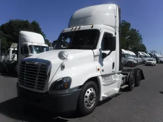 2019 FREIGHTLINER/MERCEDES CASCADIA 125