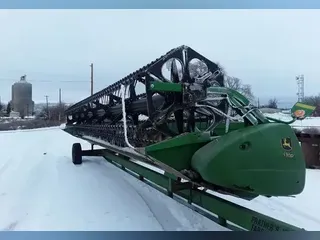 2005 John Deere 630R