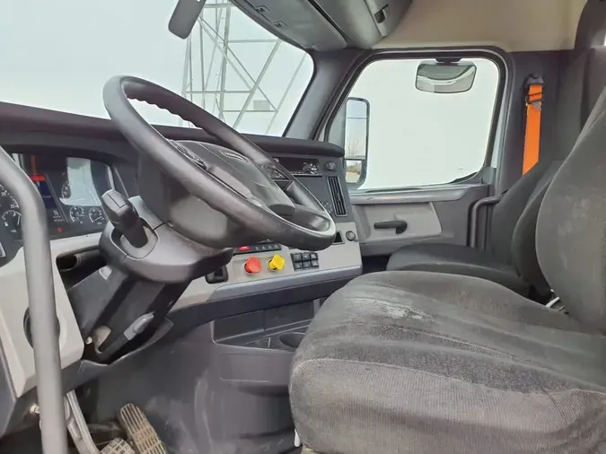 2019 FREIGHTLINER/MERCEDES NEW CASCADIA PX12664