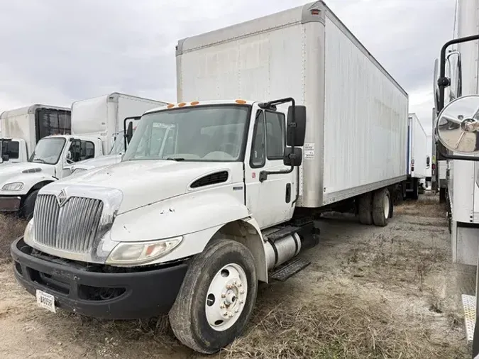 2011 INTERNATIONAL DURASTAR 4300