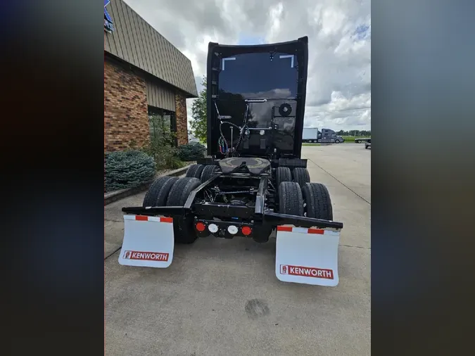 2022 KENWORTH T680