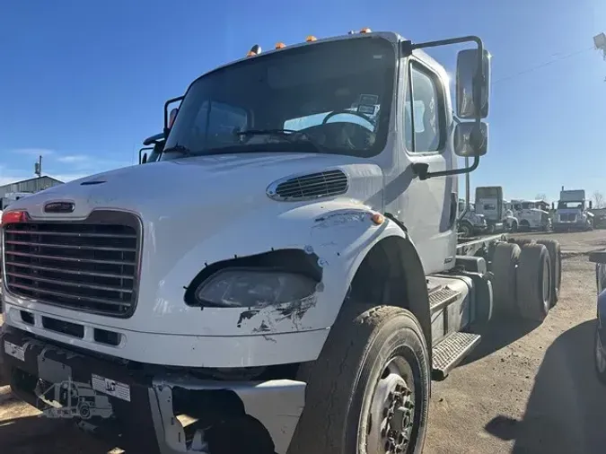 2012 FREIGHTLINER BUSINESS CLASS M2 106ae3d0dbbc6298605f58bb750eeaf6fbe