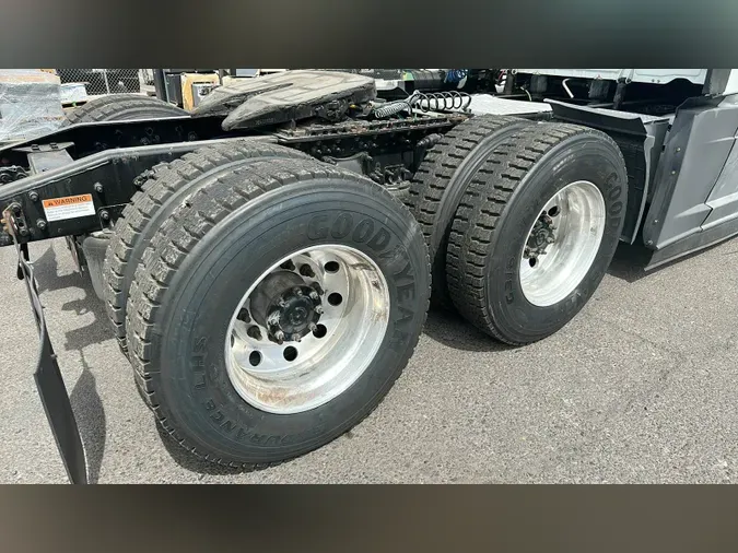 2021 Freightliner Cascadia 126ae3e6a78d042bde6809ff4262f1d187d