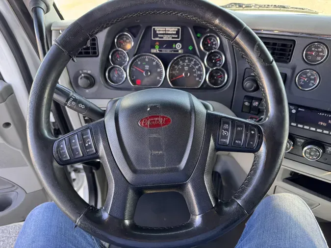 2020 Peterbilt 579