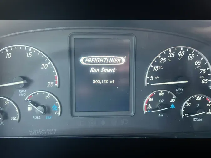 2022 Freightliner Cascadia 126ae412945c3c71c7b9ef26b5816ed761d