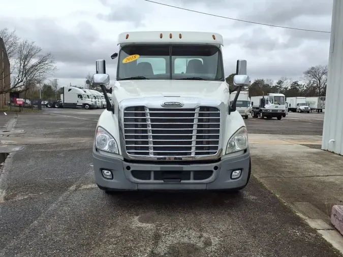2018 FREIGHTLINER/MERCEDES CASCADIA 125