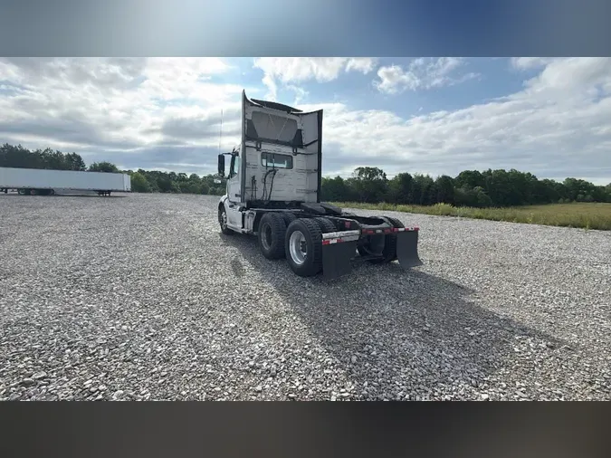 2020 Volvo VNL300ae4819e0c032798327a1e1ae79fa350d