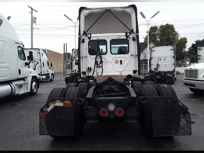 2019 FREIGHTLINER/MERCEDES NEW CASCADIA PX12664