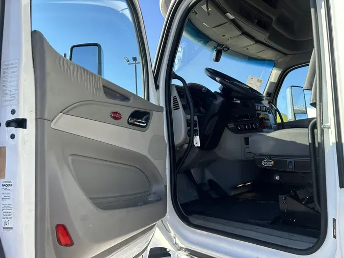 2021 Peterbilt 579