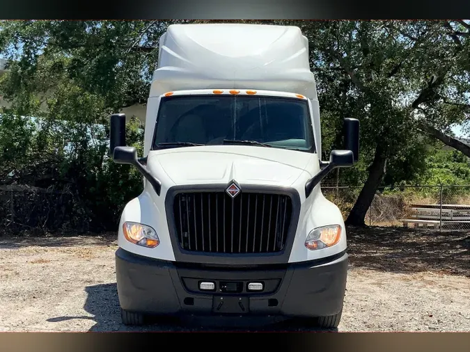 2021 INT LT625 6x4