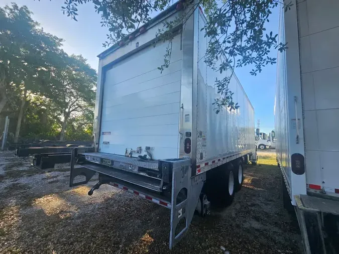 2019 FREIGHTLINER/MERCEDES M2 106