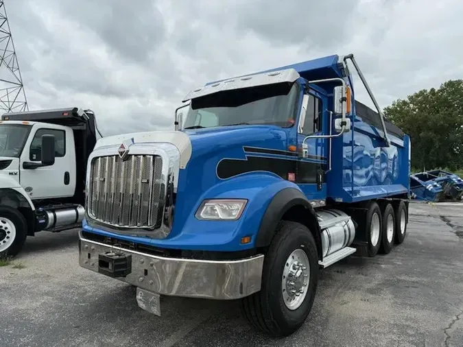 2019 International HX615