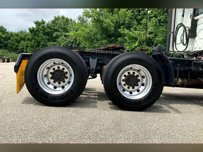 2020 INT LT625 6x4