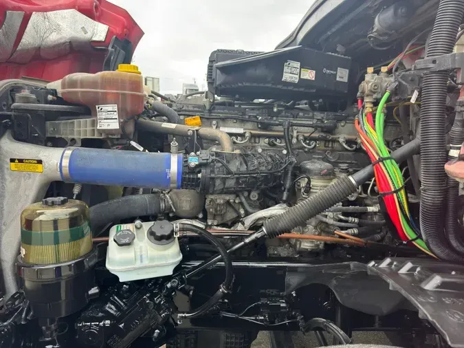 2022 FREIGHTLINER Cascadia 126ae593702b04801aa52ee4942d10110ad