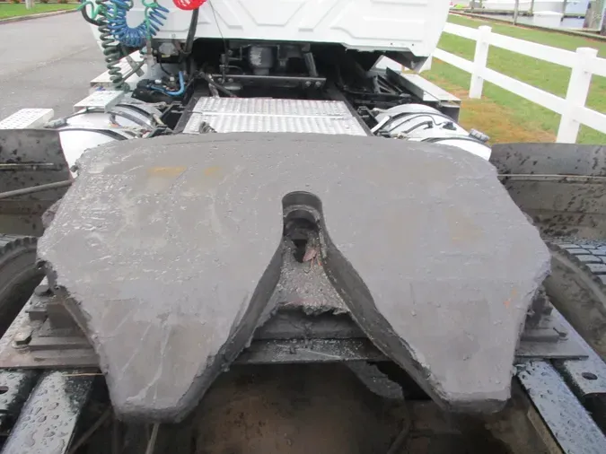 2018 INTERNATIONAL LT 625