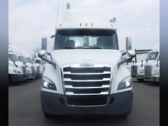 2020 FREIGHTLINER NEW CASCADIA PX12664