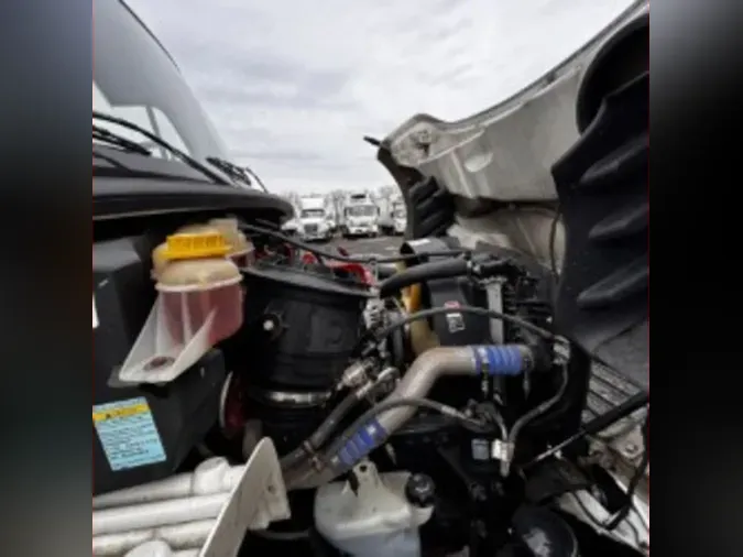 2019 FREIGHTLINER/MERCEDES M2 106ae5c8d7a006df5798fd1afabee06ceea