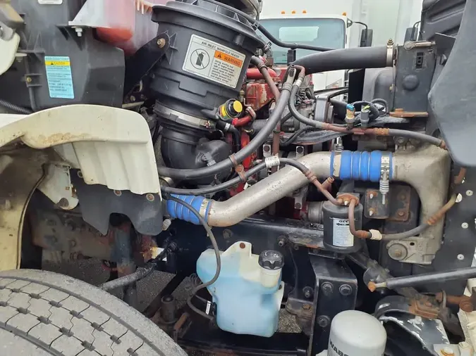 2017 FREIGHTLINER/MERCEDES M2 106