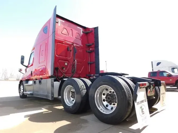 2020 Freightliner Cascadia