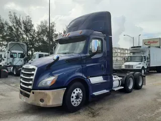 2020 FREIGHTLINER/MERCEDES NEW CASCADIA PX12664