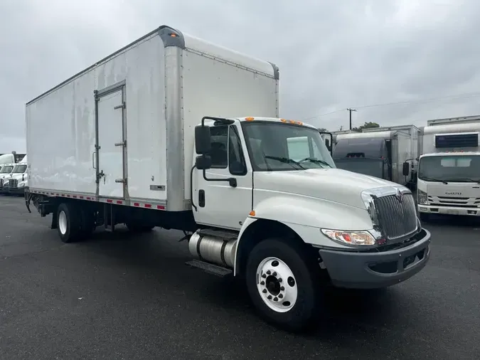 2019 NAVISTAR INTERNATIONAL 4300