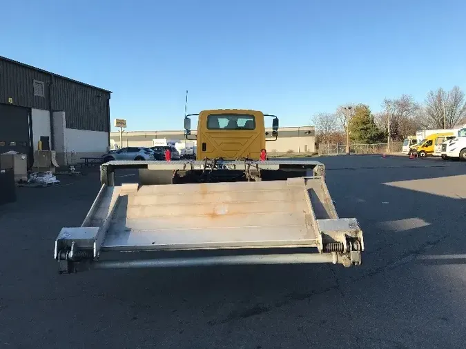 2019 International 4300