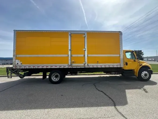 2020 Freightliner Business Class M2 106