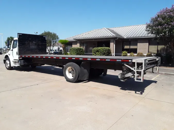 2018 FREIGHTLINER/MERCEDES M2 106