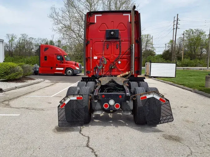 2020 FREIGHTLINER/MERCEDES CASCADIA 125