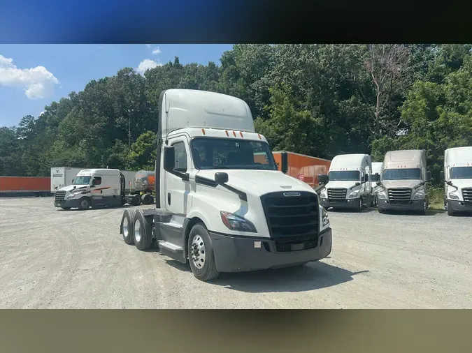 2020 Freightliner Cascadia 126ae7ff381c49b9931446e9542caa9fca9
