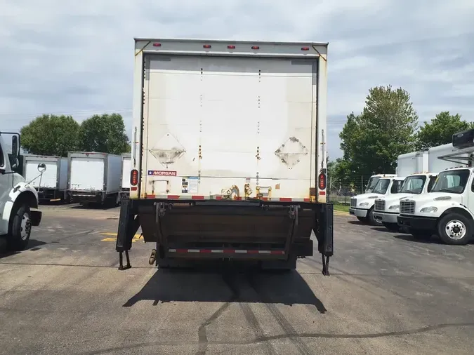 2019 FREIGHTLINER M2 106