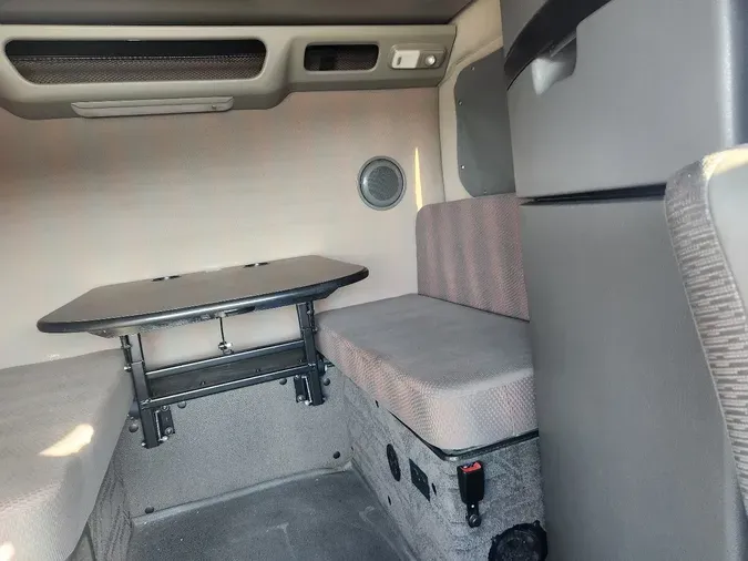 2023 VOLVO VNL64T860ae83af155248f3bd0f6998d98ad7ea75