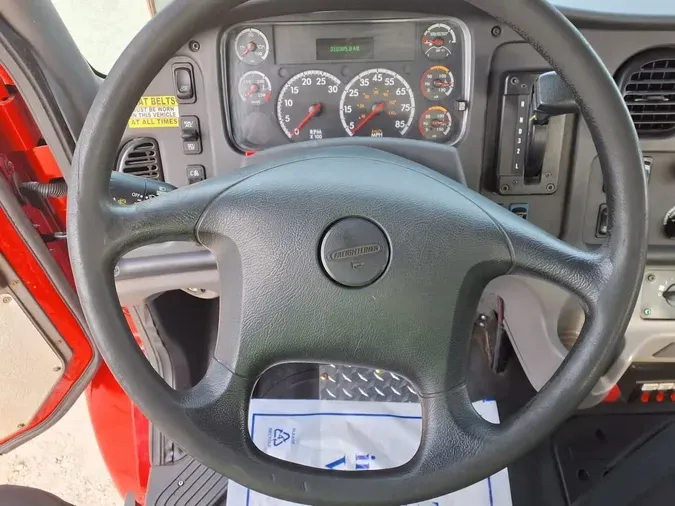 2019 FREIGHTLINER/MERCEDES M2 106