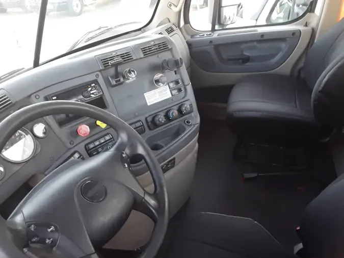 2018 FREIGHTLINER/MERCEDES CASCADIA 125ae868aa8eb0b37c81c7da11245c0f45a