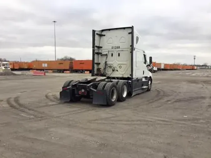 2021 Freightliner Cascadia