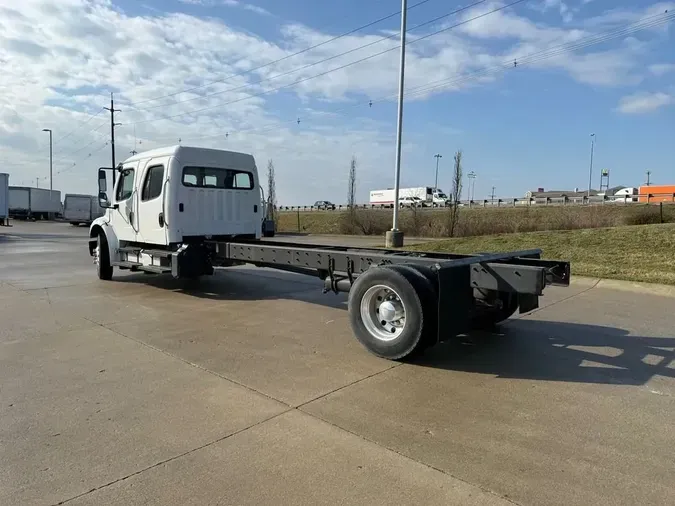 2018 Freightliner M2 106