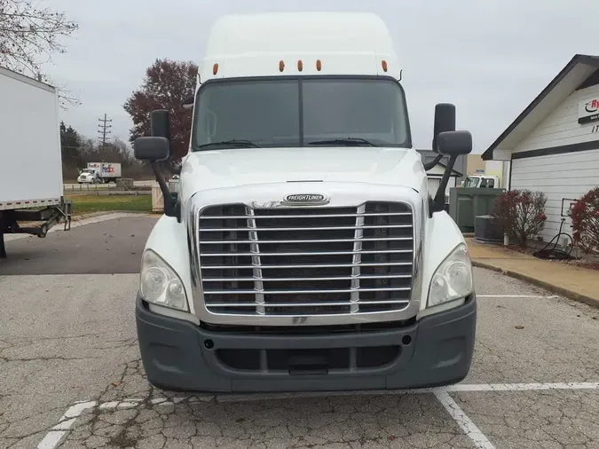 2018 FREIGHTLINER/MERCEDES CASCADIA 125ae932ce5fb6487e7883996f6e7719bad