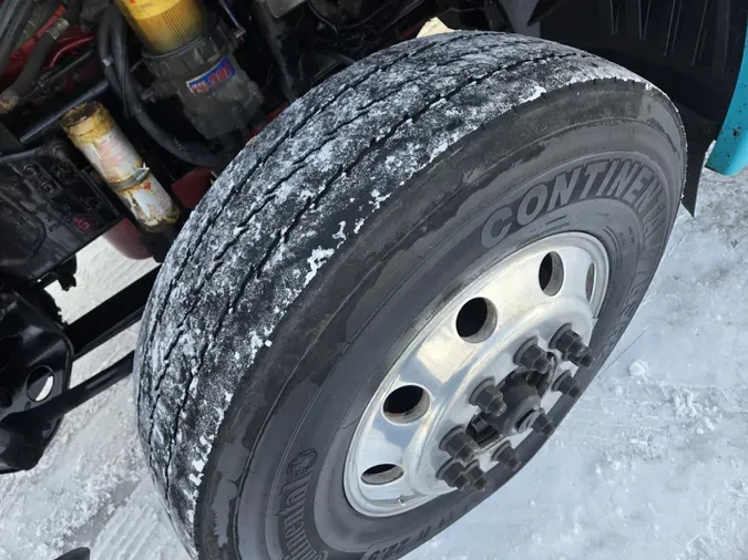 2019 International LT625ae951a3d1242fb47199fe18c90c46f26