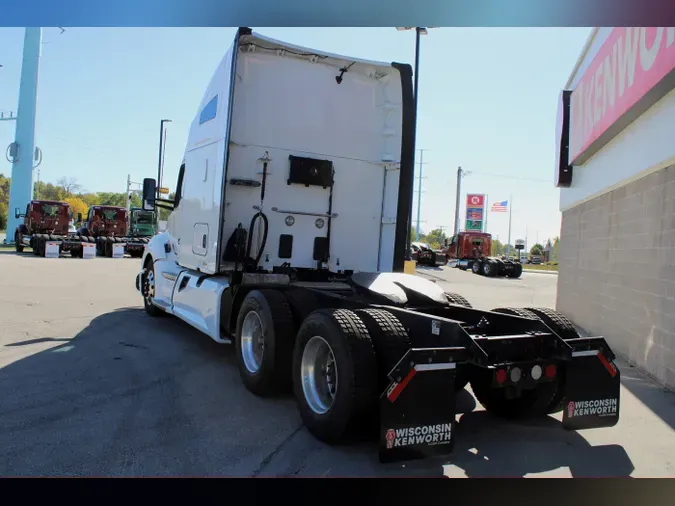 2021 Kenworth T680