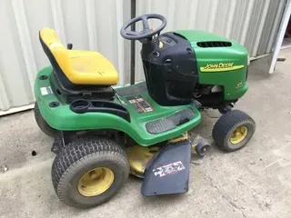 2005 John Deere L111
