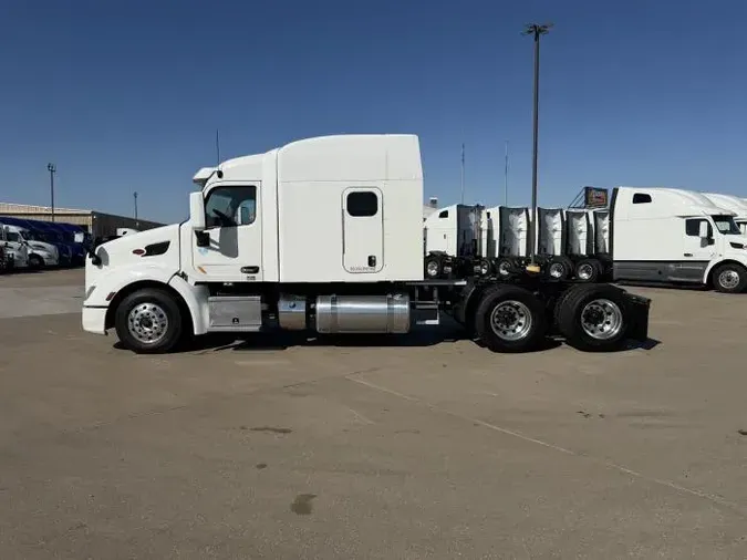 2022 Peterbilt 579