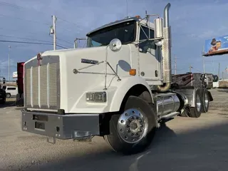 2014 KENWORTH T800