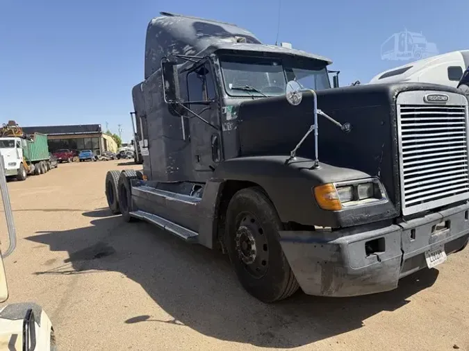 1993 FREIGHTLINER FLD120ae9b306df392366aaf24fc8aebd0f588