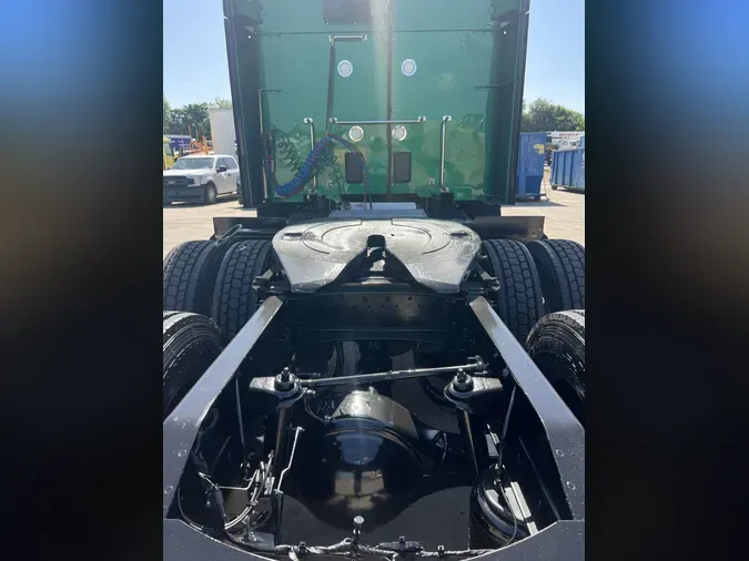 2023 Peterbilt 579